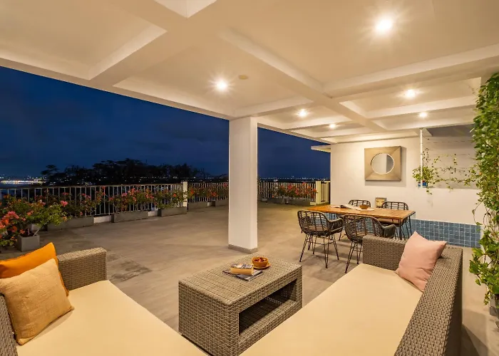 Cove Villa Prana
